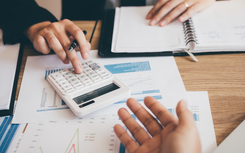 SERVICIOS CONTABLES | R & V | Asesorías Tributarias